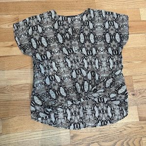 West Kei Blouse Size Medium